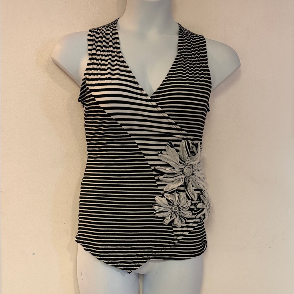 Flower Appliqué Stretchy Career Casual Sleeveless Summer Vacation Tank Top